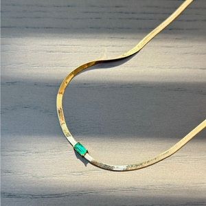18K gold emerald necklace